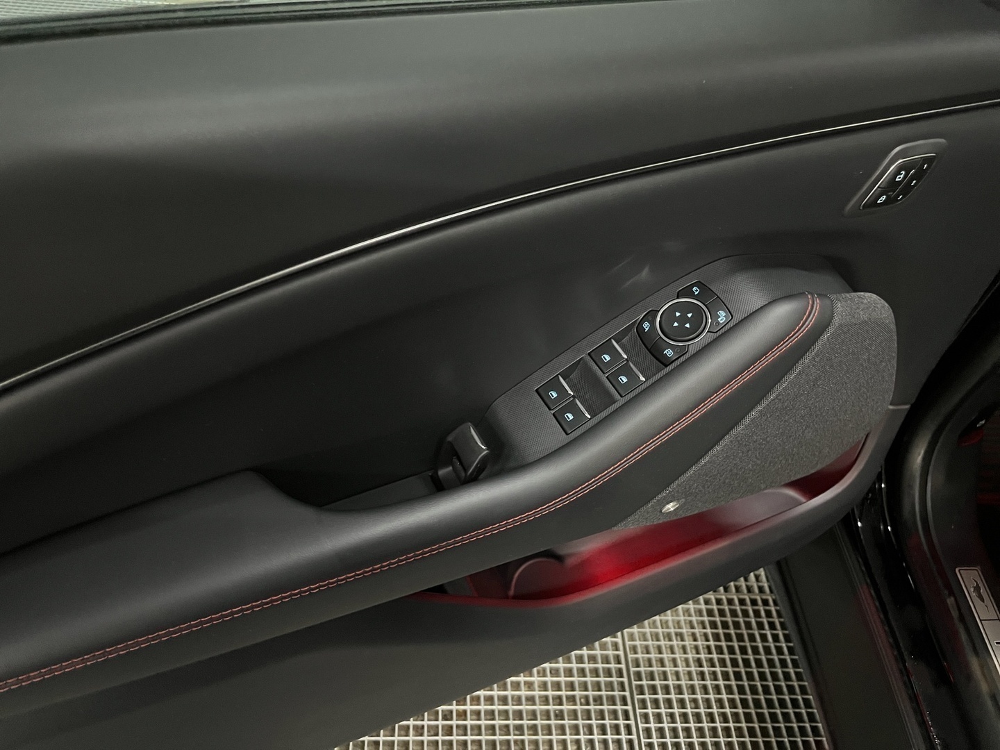 FORD Mustang Mach-E 2023