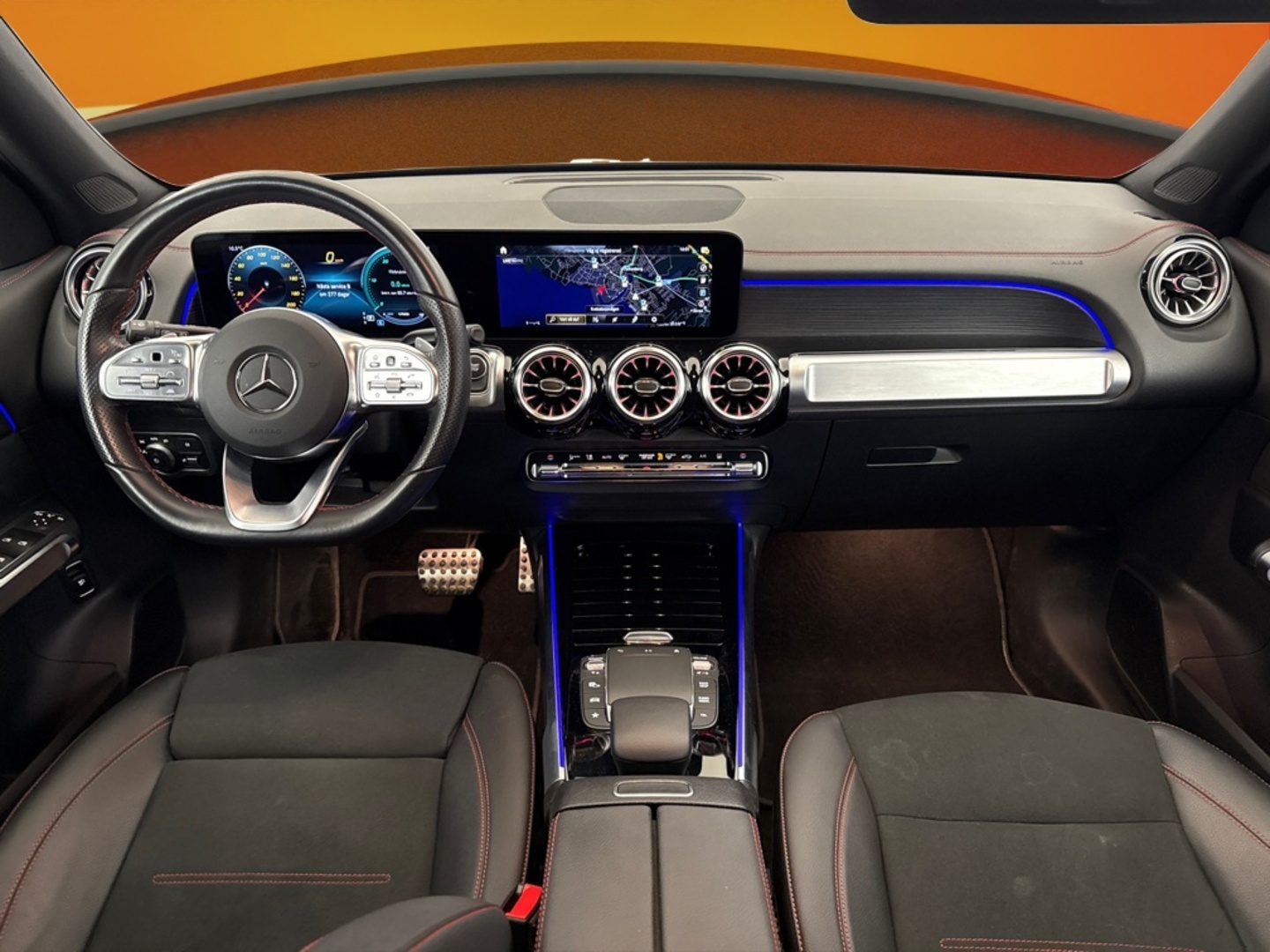 MERCEDES-BENZ EQB 2023