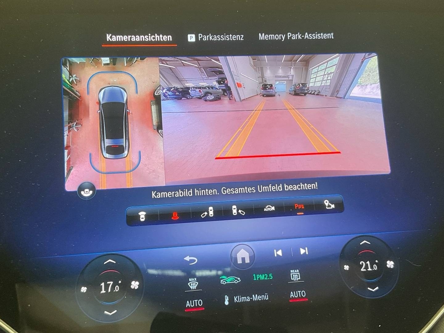 MERCEDES-BENZ EQS 2023