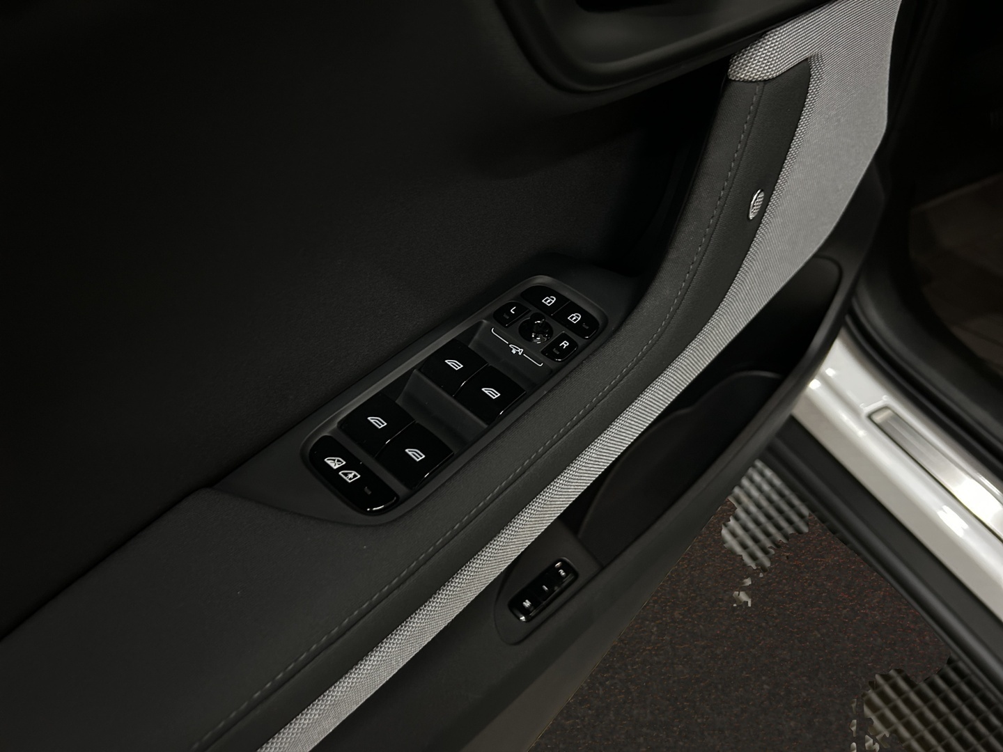 POLESTAR 2 2024