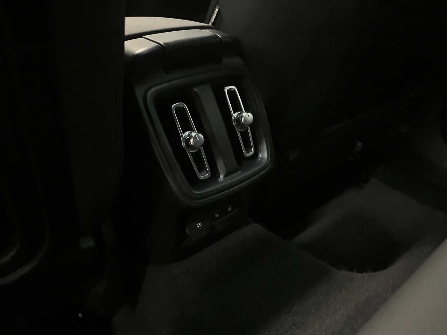 POLESTAR 2 2023