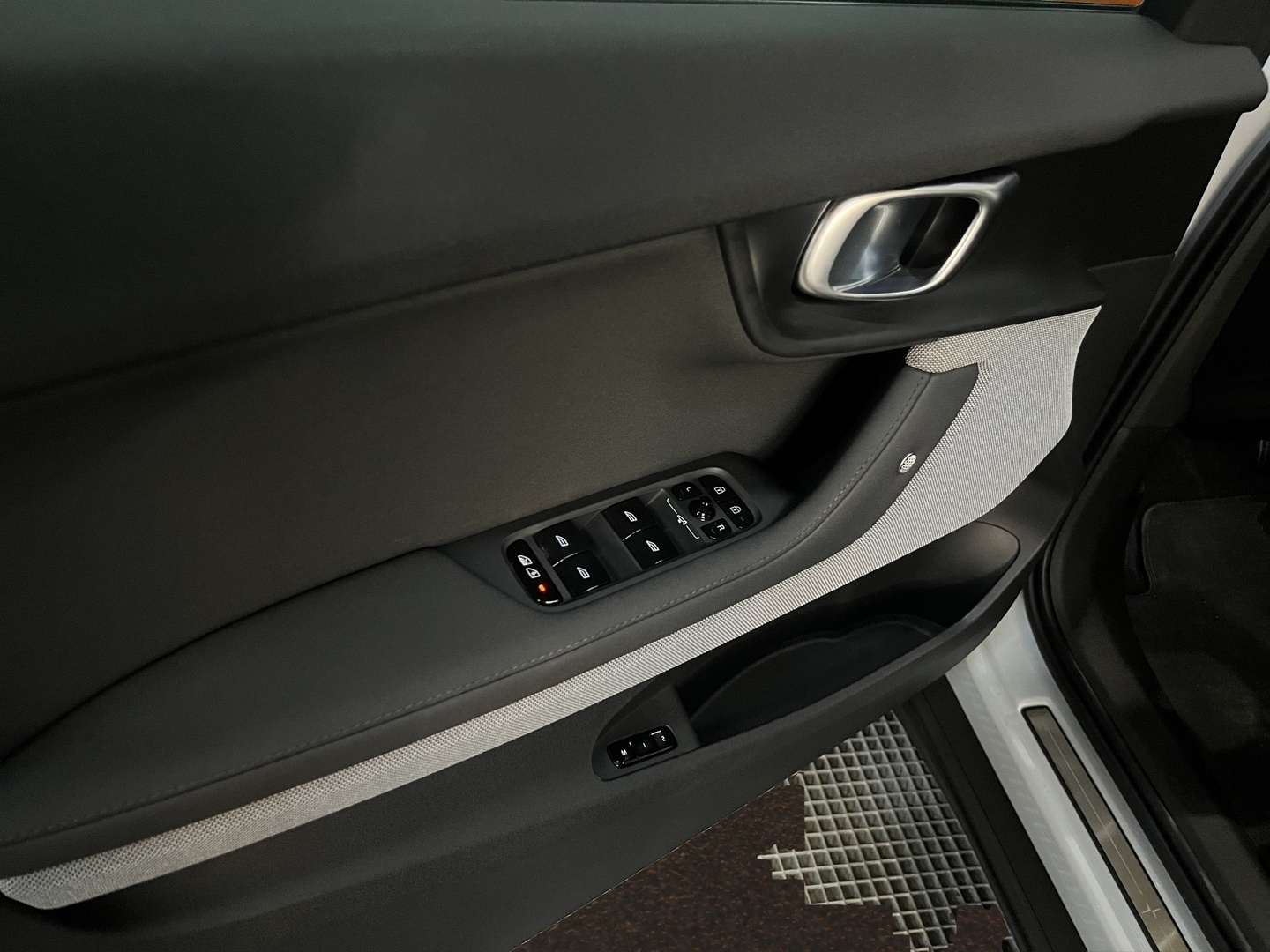 POLESTAR 2 2023
