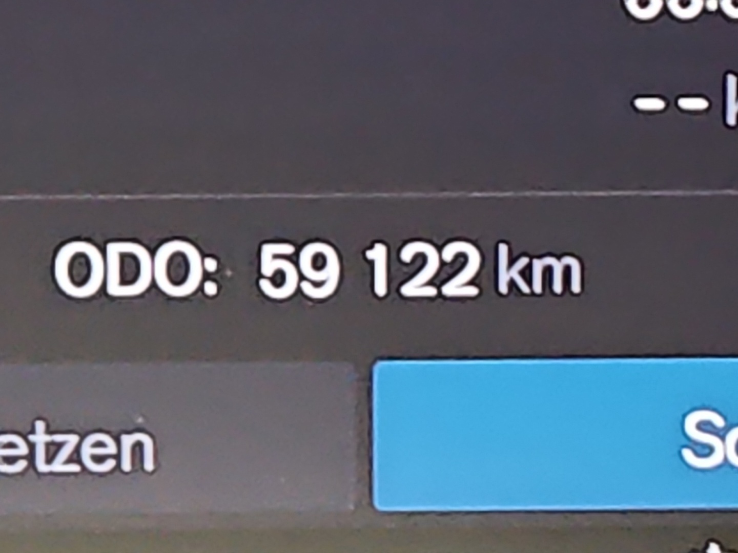 VOLVO XC40 2024