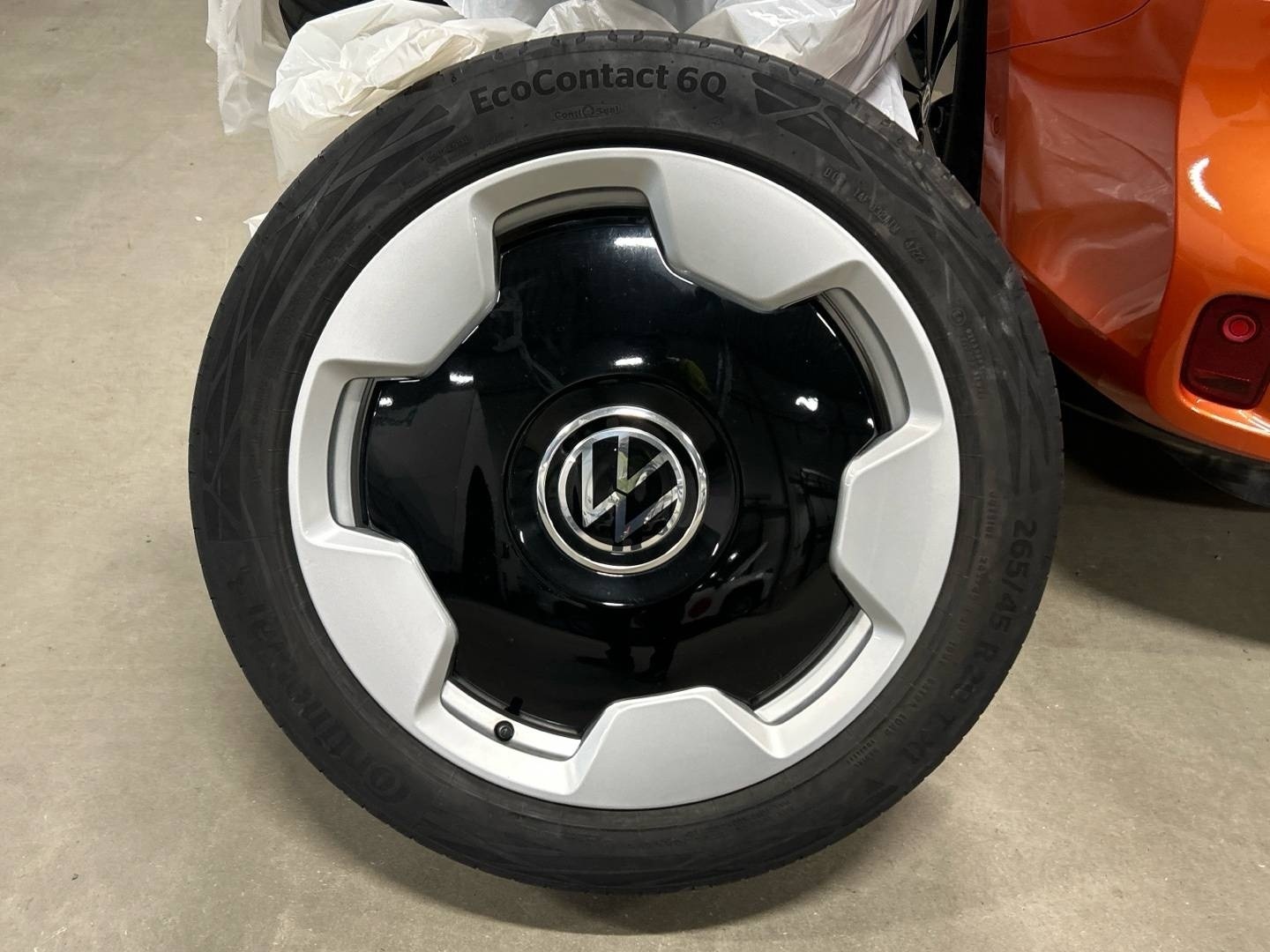 VOLKSWAGEN ID. Buzz 2023