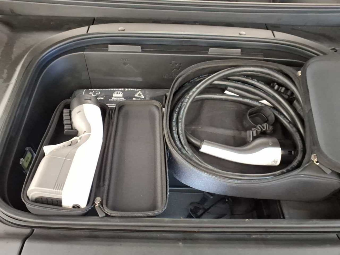 KIA EV9 2025
