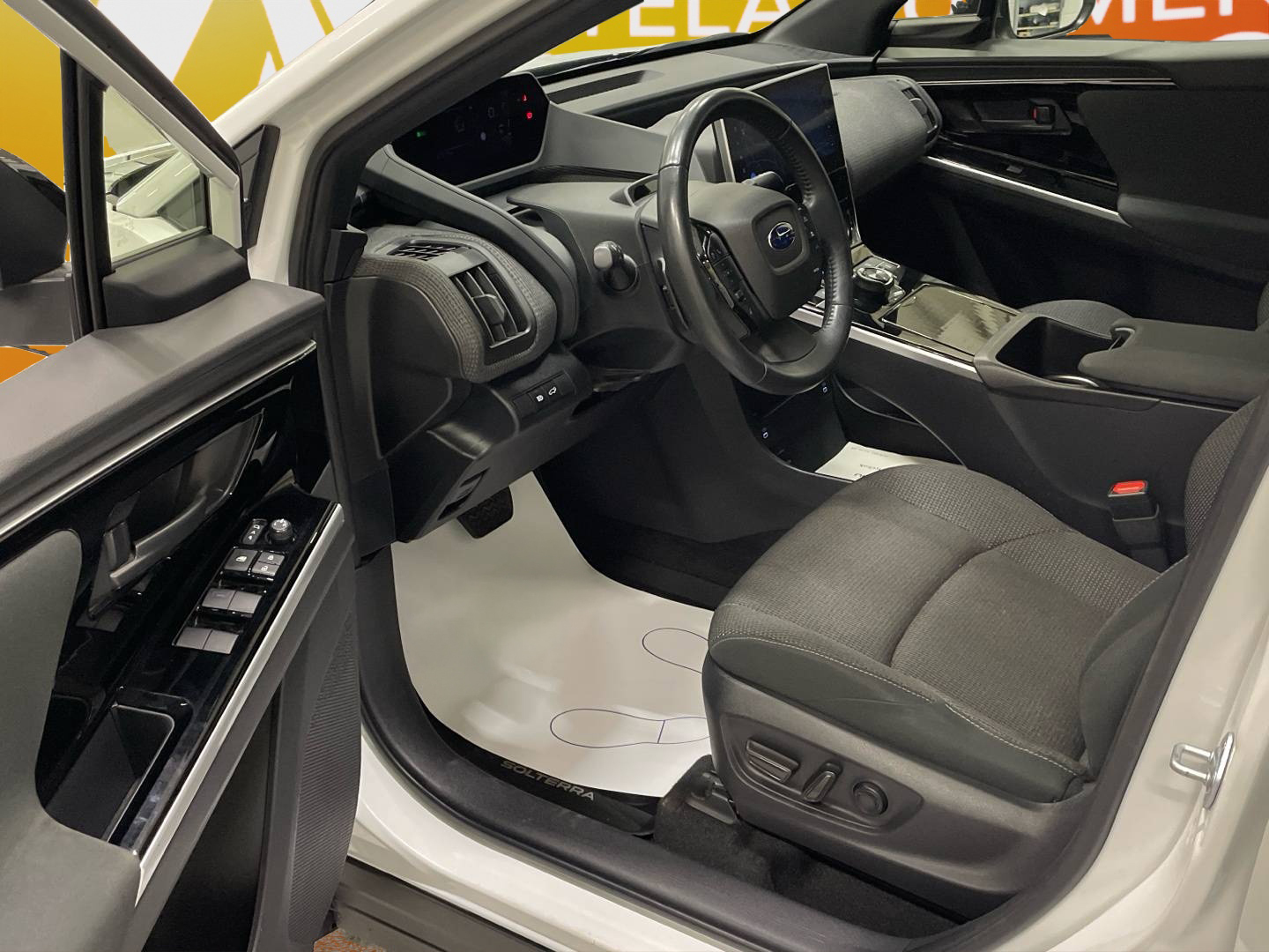 SUBARU Solterra 2023