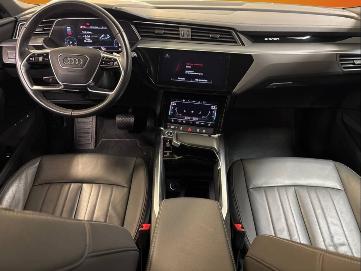 AUDI Q8 e-tron 2024