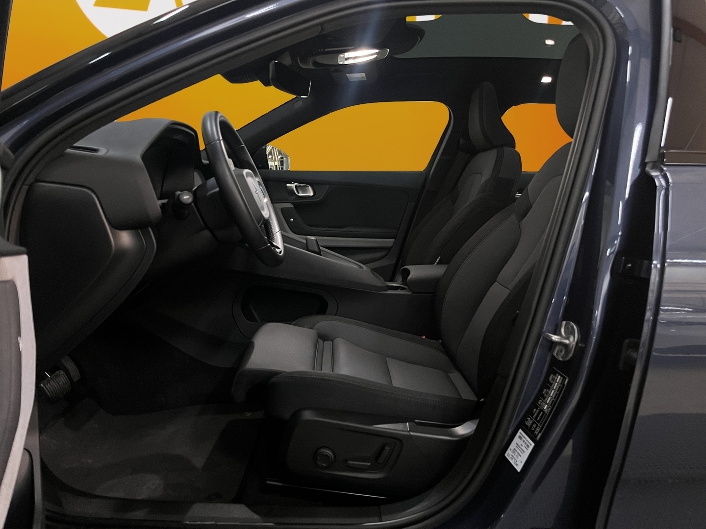 POLESTAR 2 2023