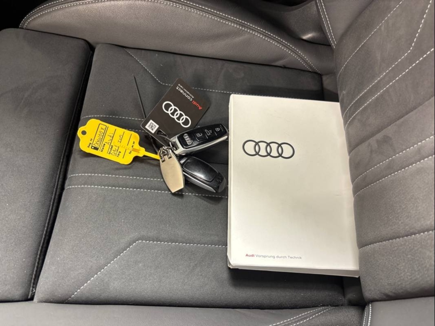 AUDI Q8 e-tron 2024