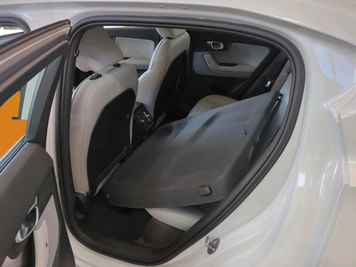 POLESTAR 2 2023