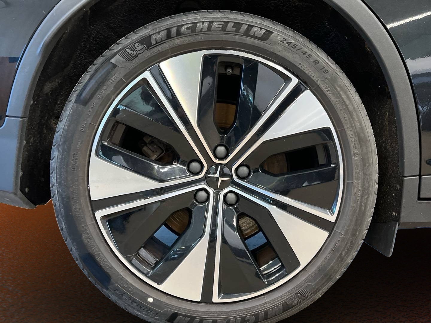 POLESTAR 2 2023