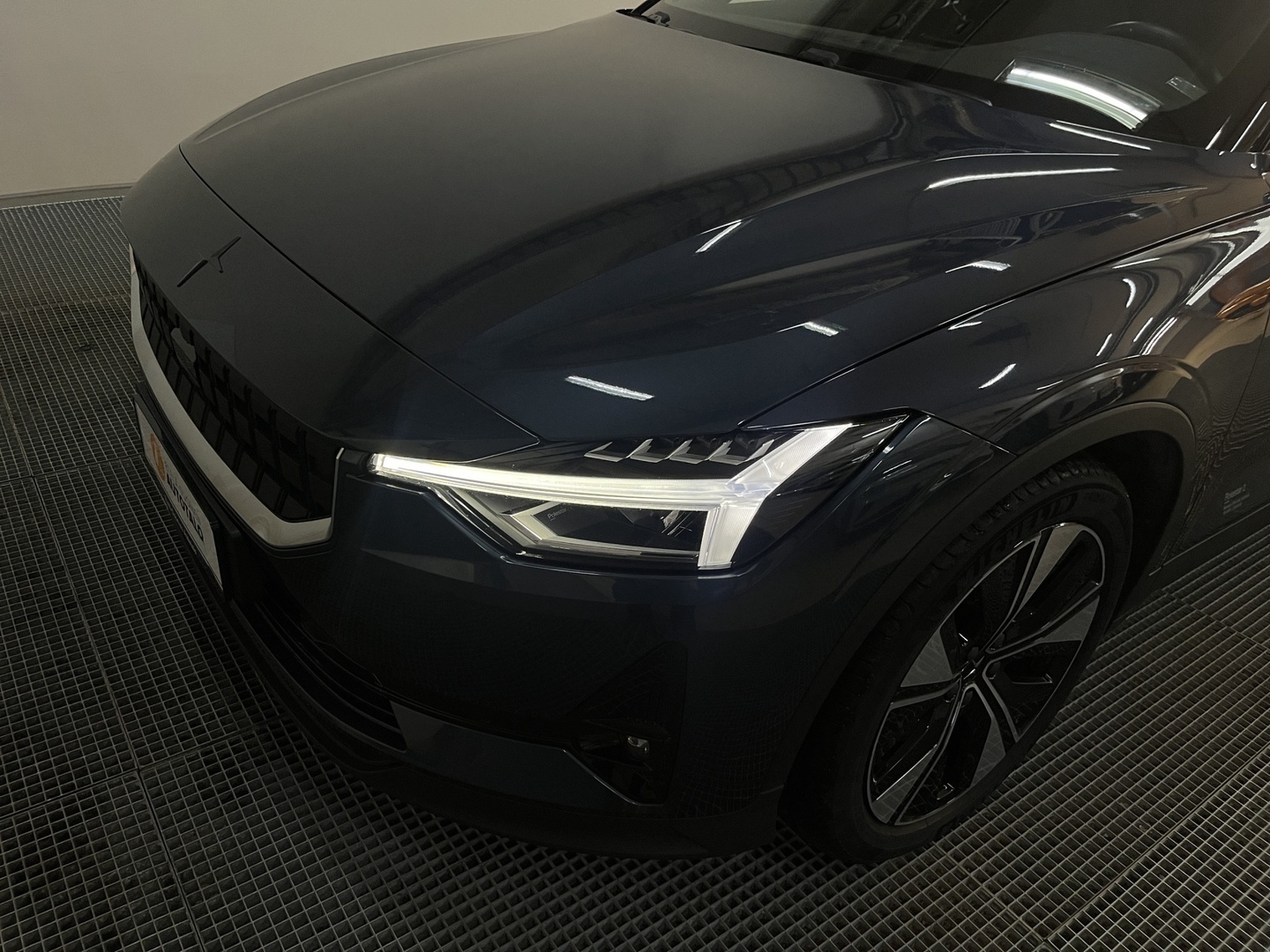 POLESTAR 2 2023