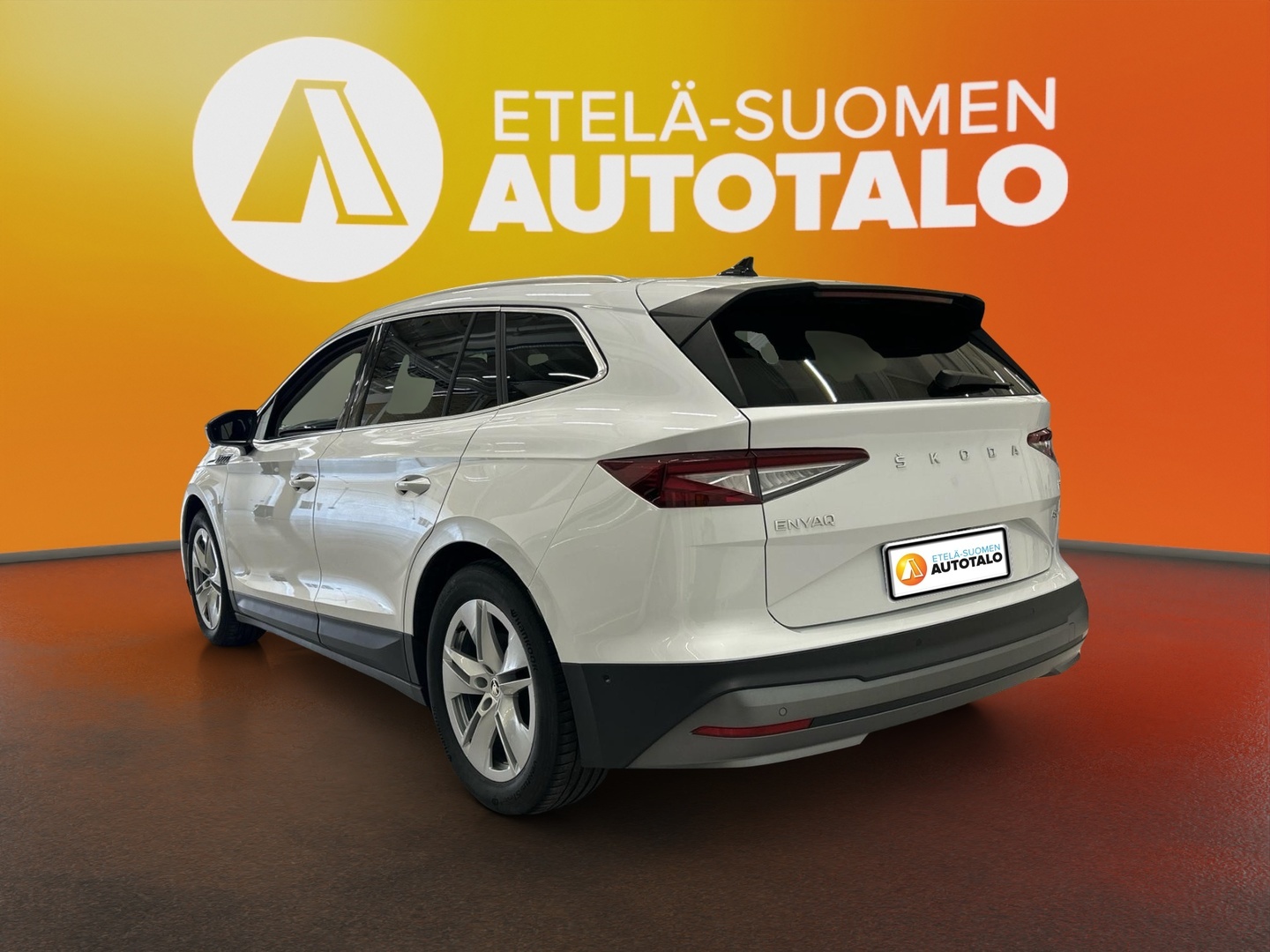 SKODA Enyaq 2023