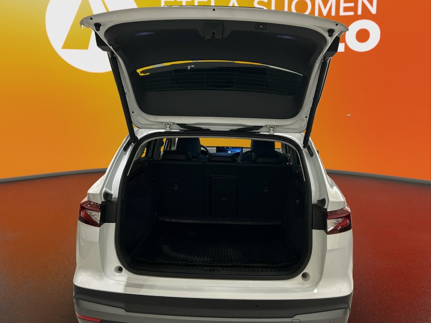 SKODA Enyaq 2023