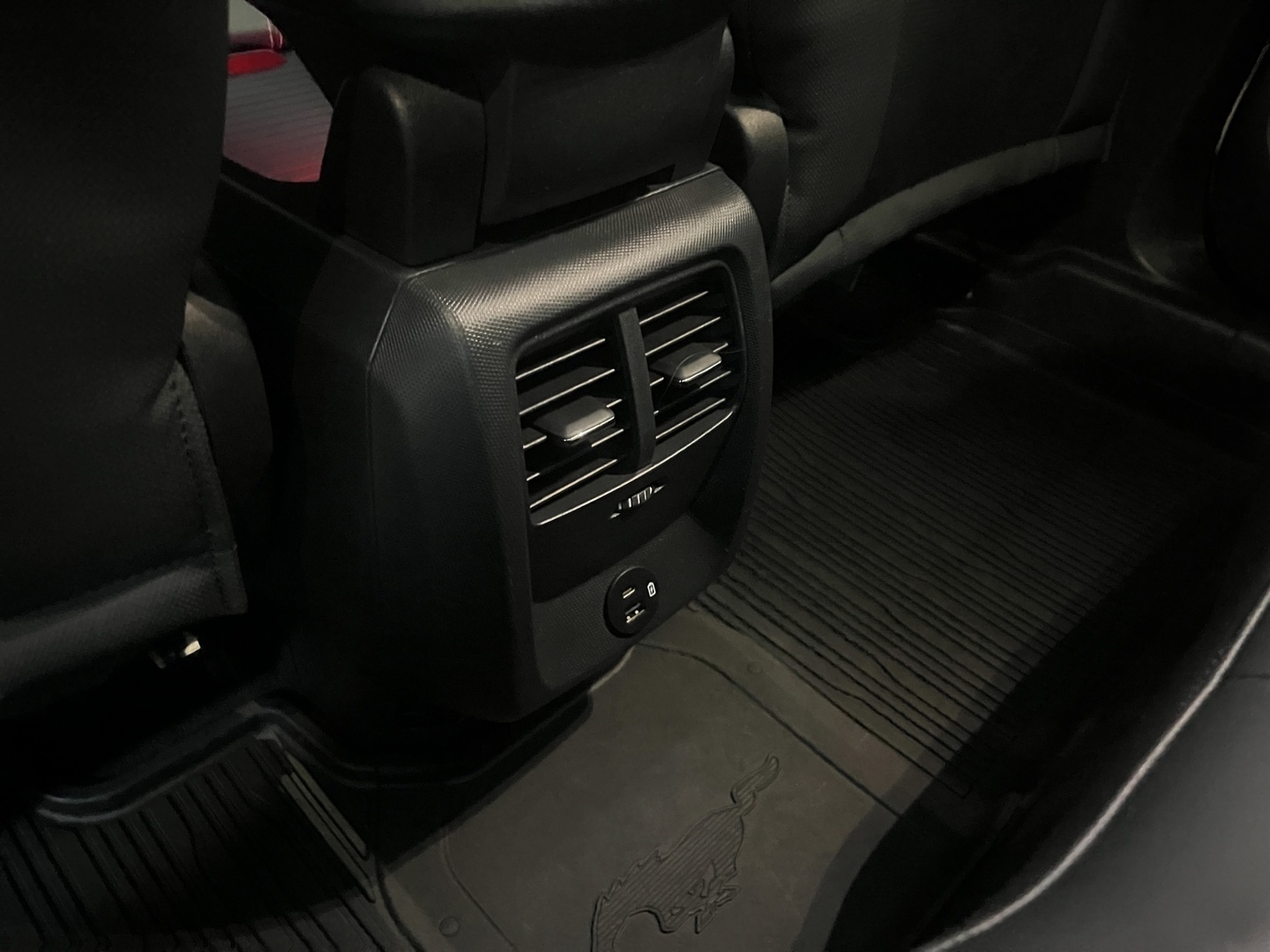 FORD Mustang Mach-E 2022