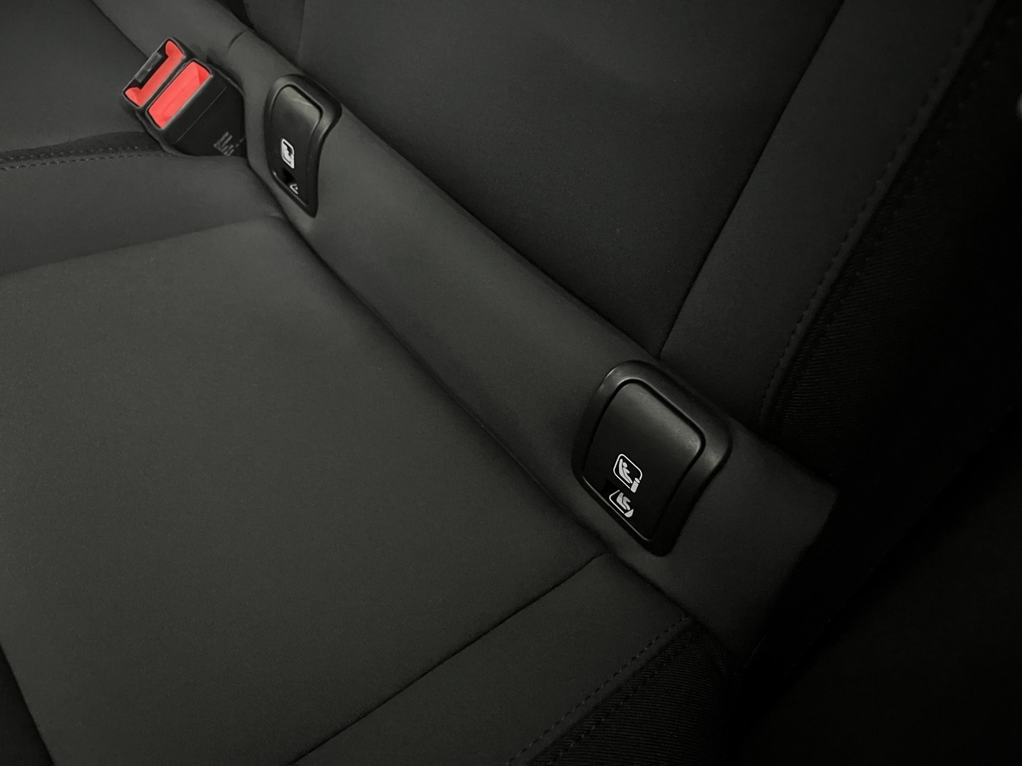 POLESTAR 2 2023