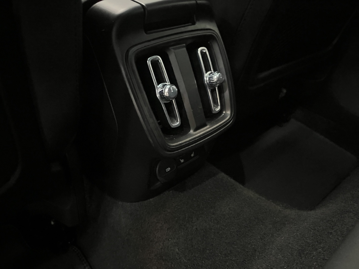 POLESTAR 2 2023