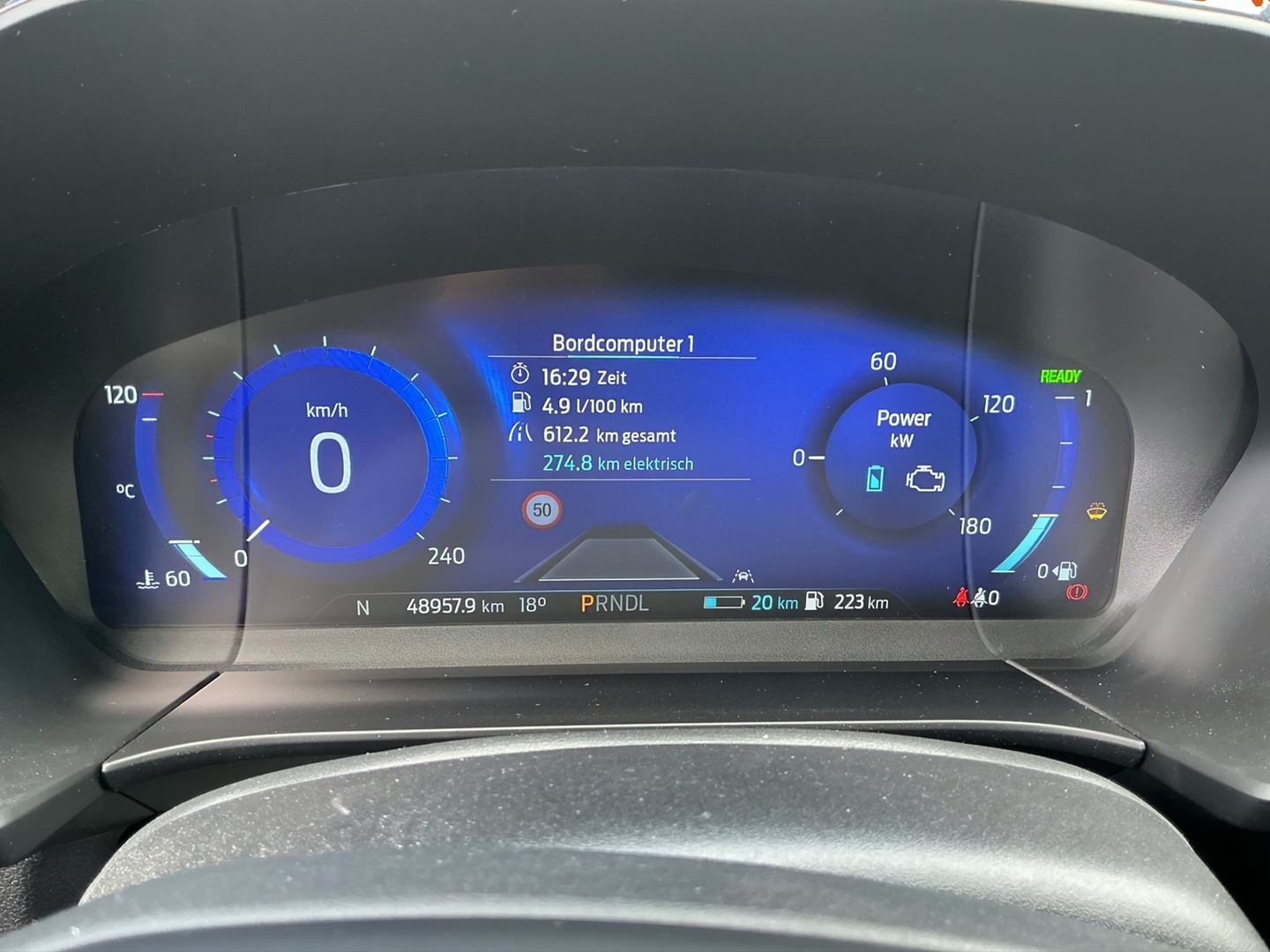 FORD Kuga 2022