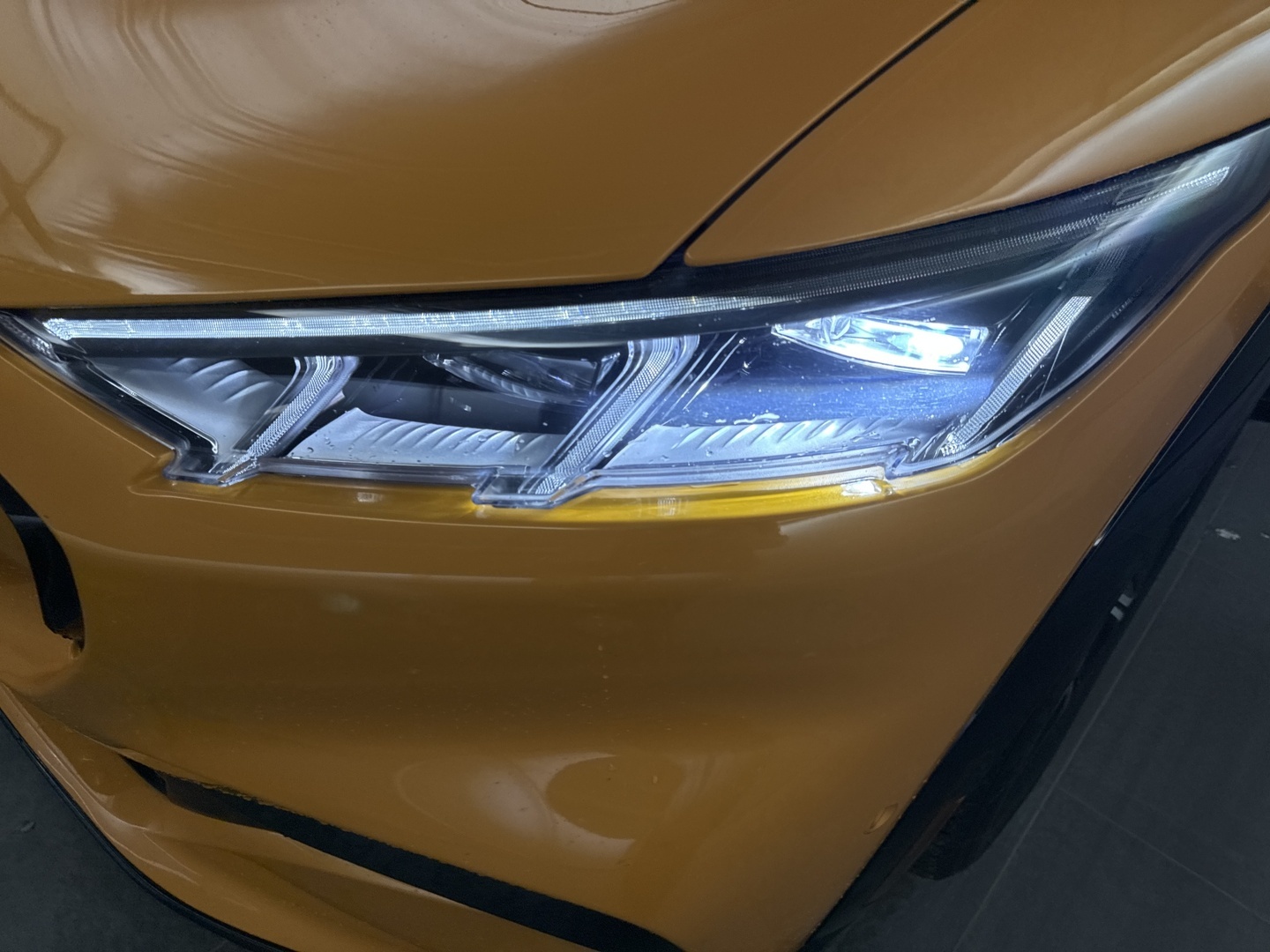 FORD Mustang Mach-E 2022