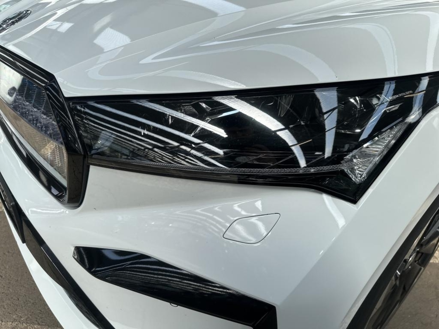 SKODA Enyaq 2023