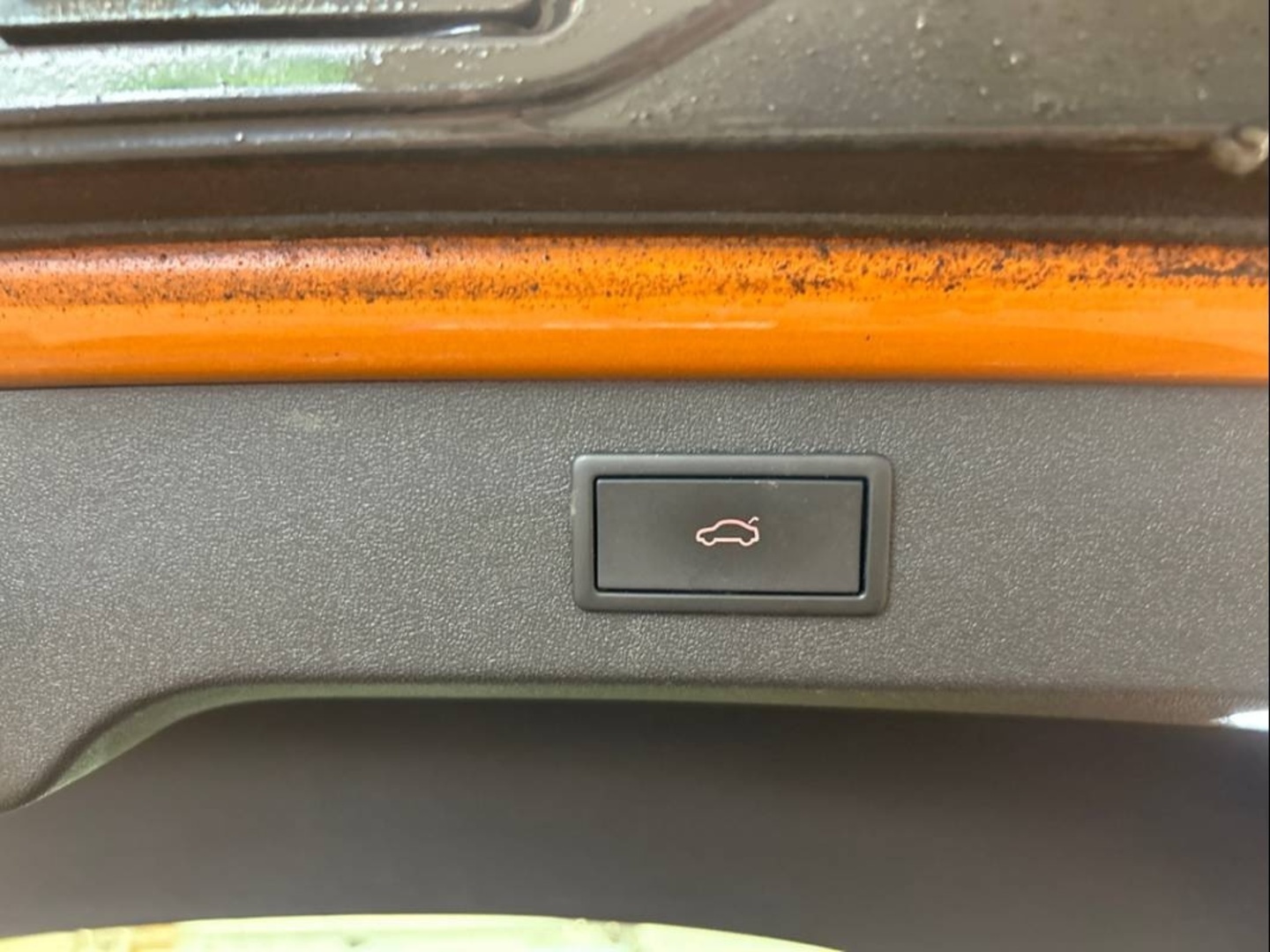 SKODA Enyaq 2024