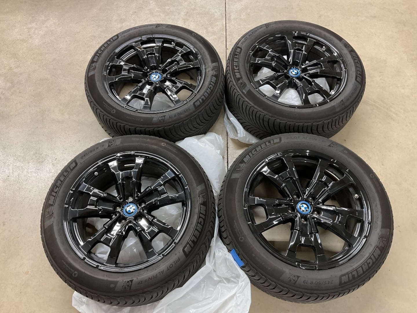 BMW iX3 2023