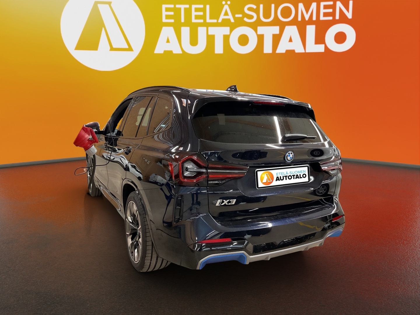BMW iX3 2023