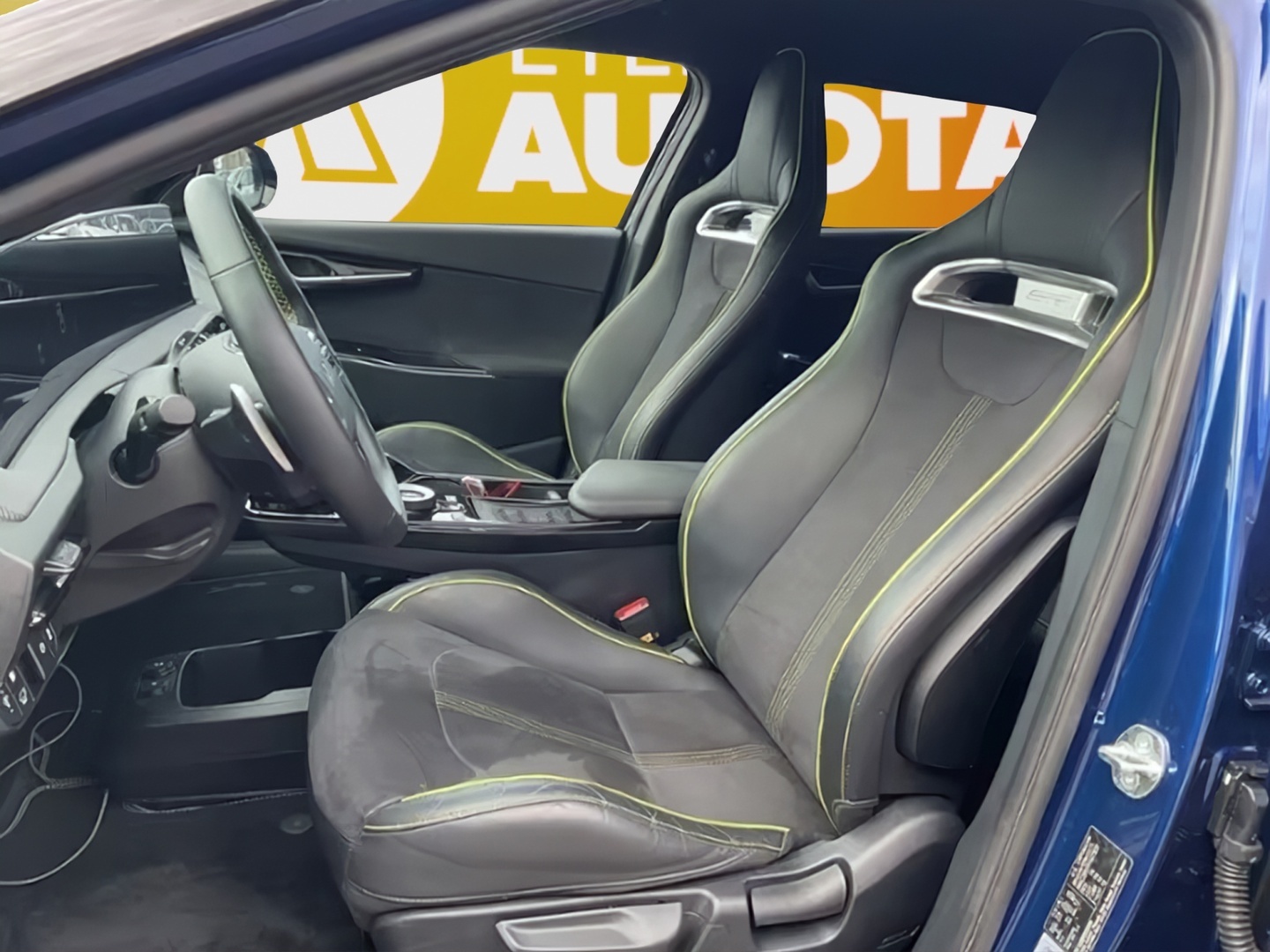 KIA EV6 2024