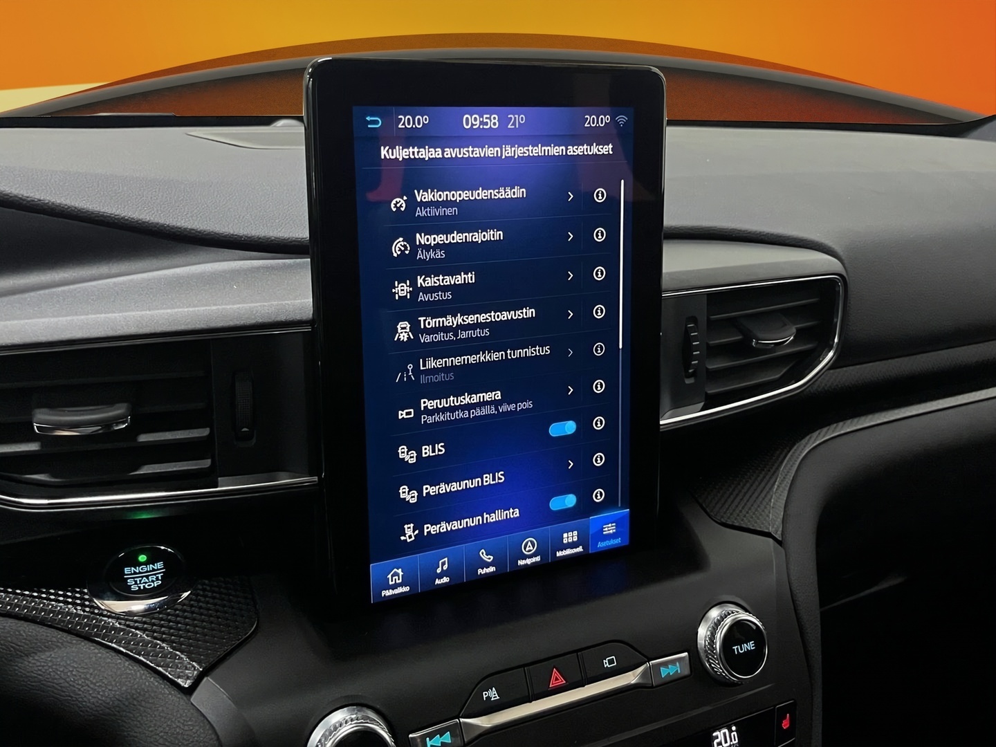 FORD Explorer 2021
