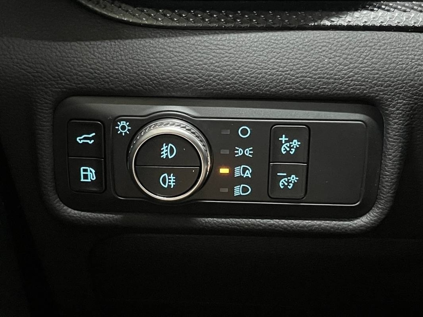 FORD Explorer 2021