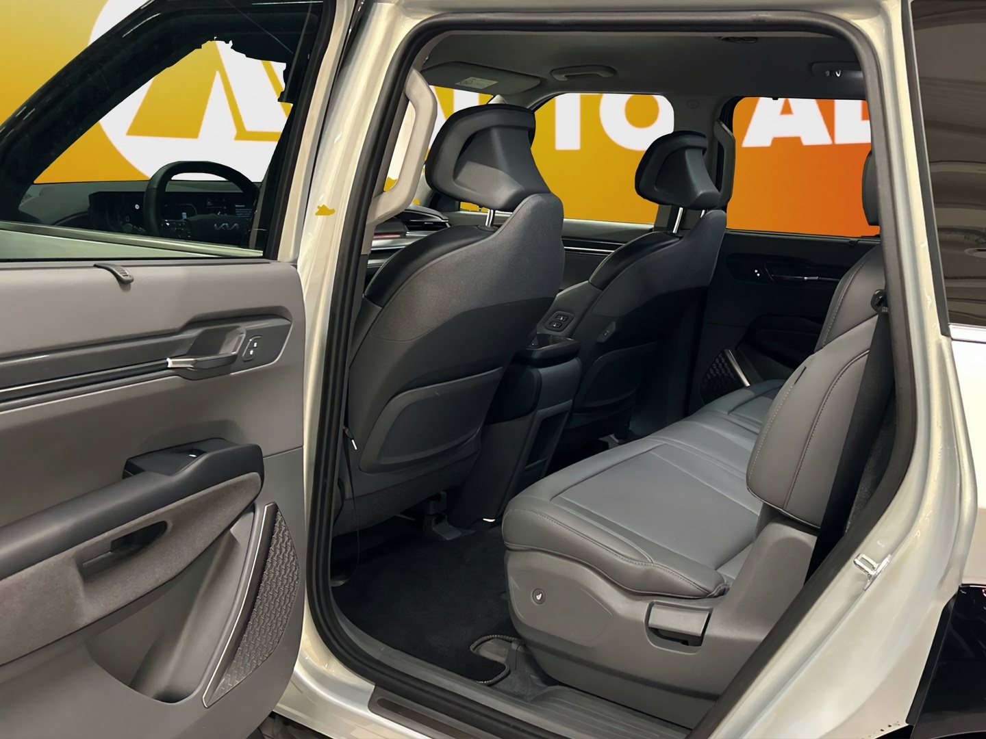 KIA EV9 2024