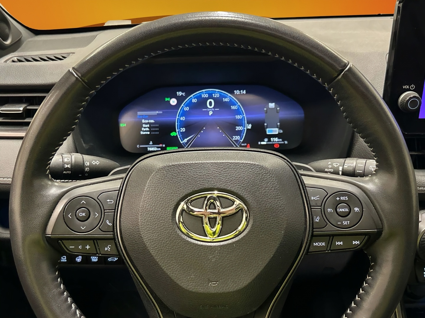 TOYOTA RAV4 2023