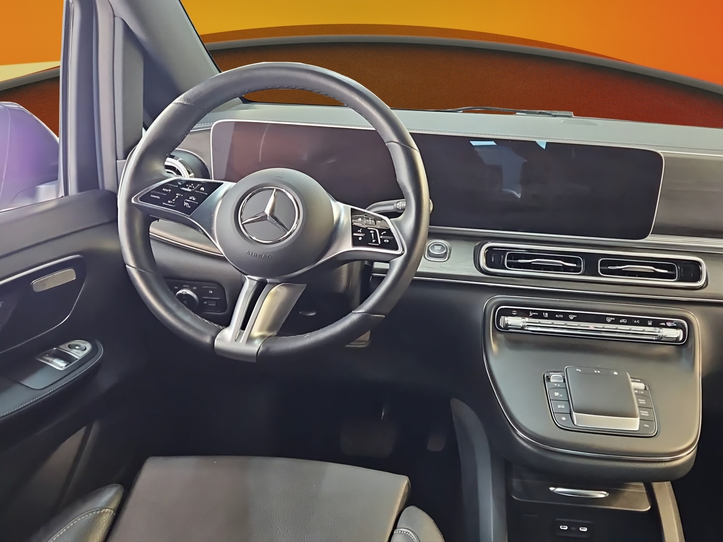 MERCEDES-BENZ EQV 2025