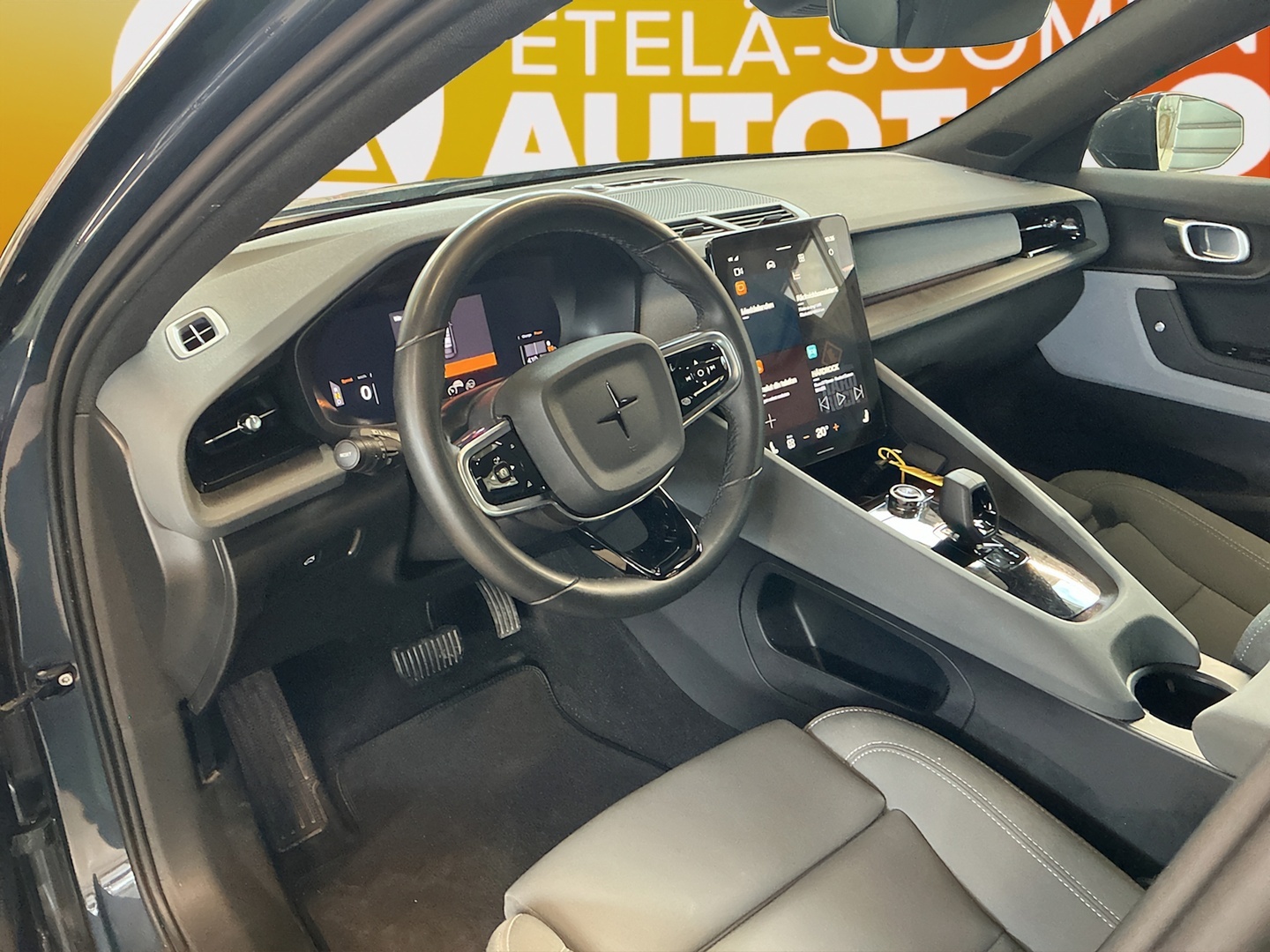 POLESTAR 2 2023