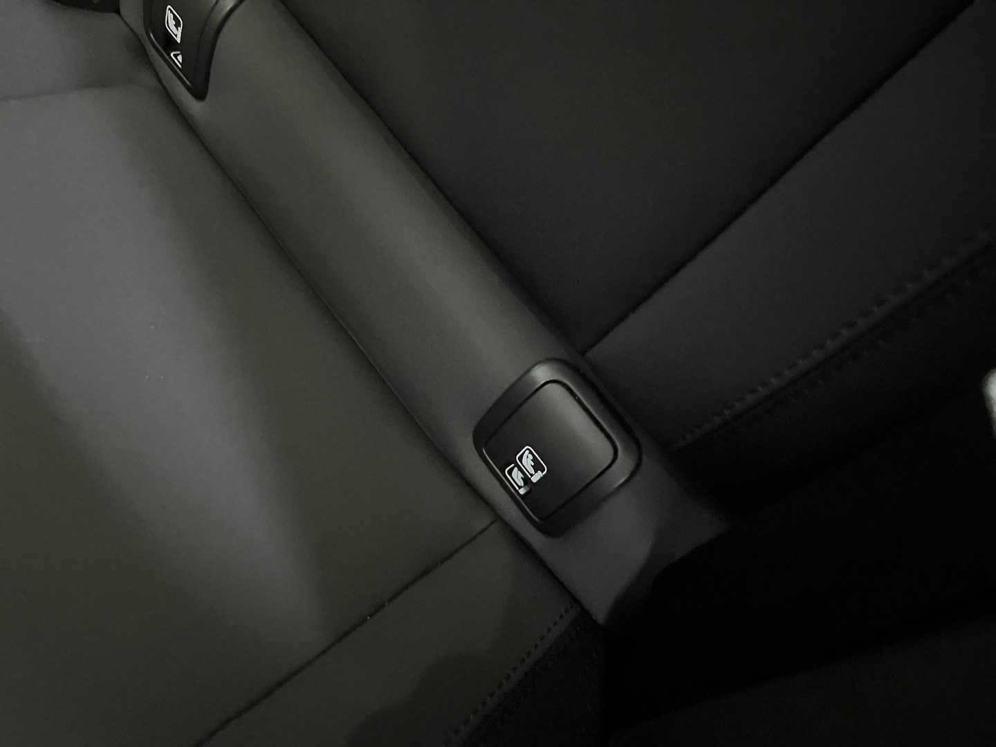 POLESTAR 2 2023
