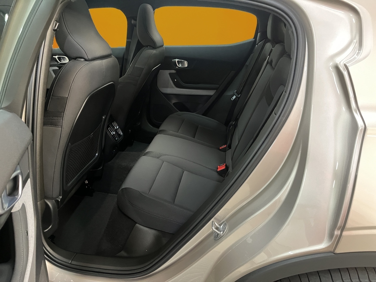 POLESTAR 2 2023