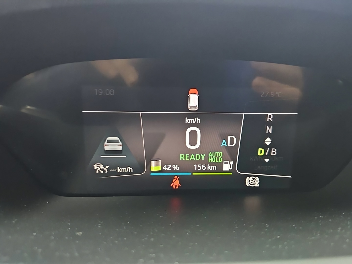 SKODA Enyaq 2023