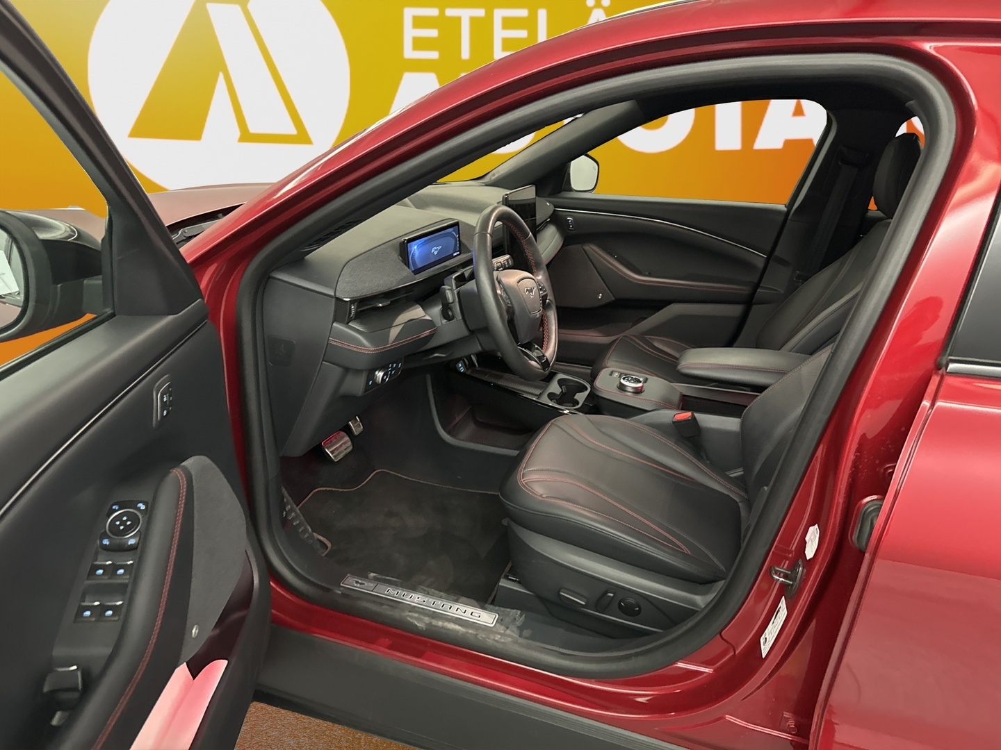 FORD Mustang Mach-E 2022