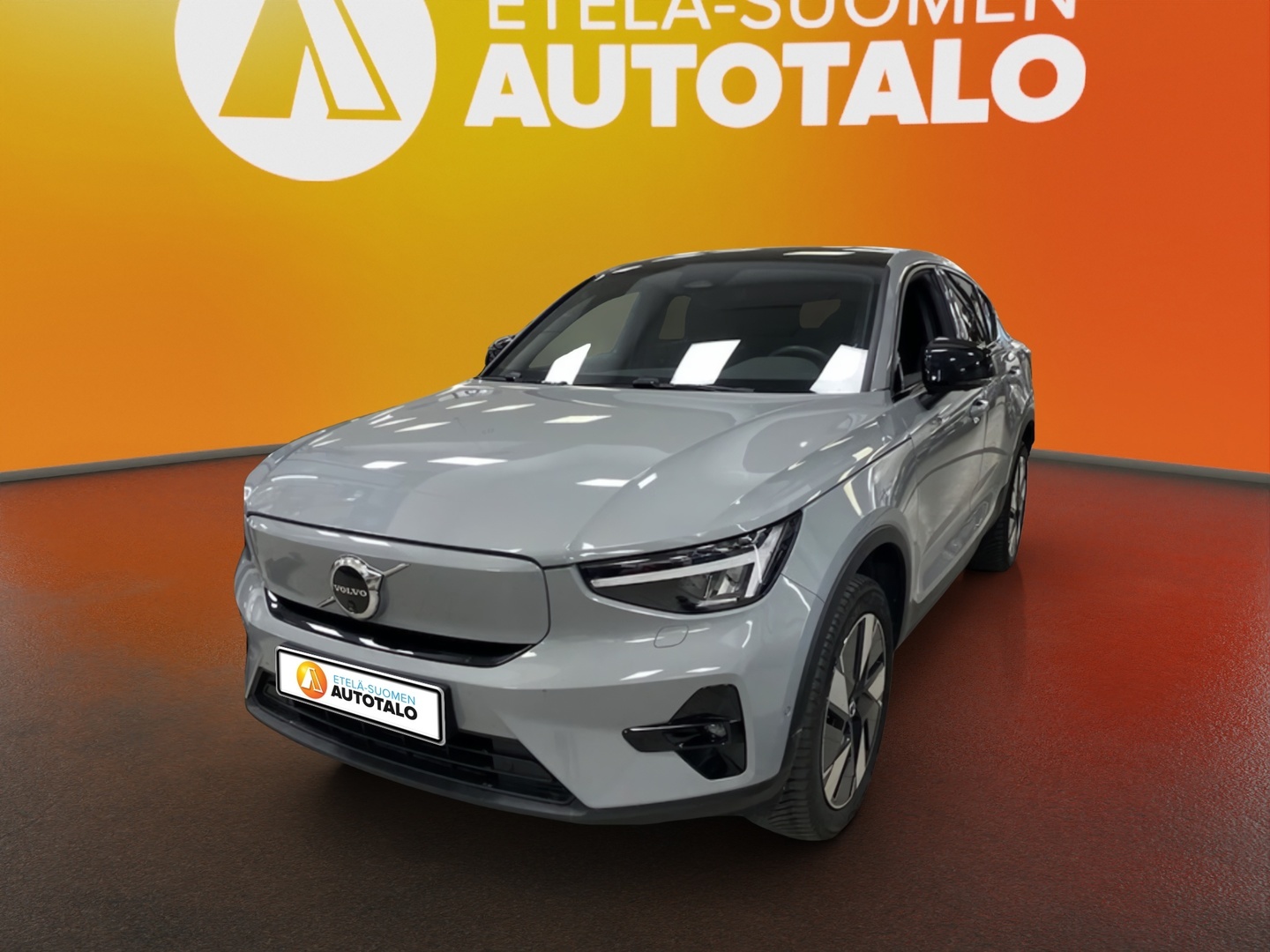 VOLVO C40 2024