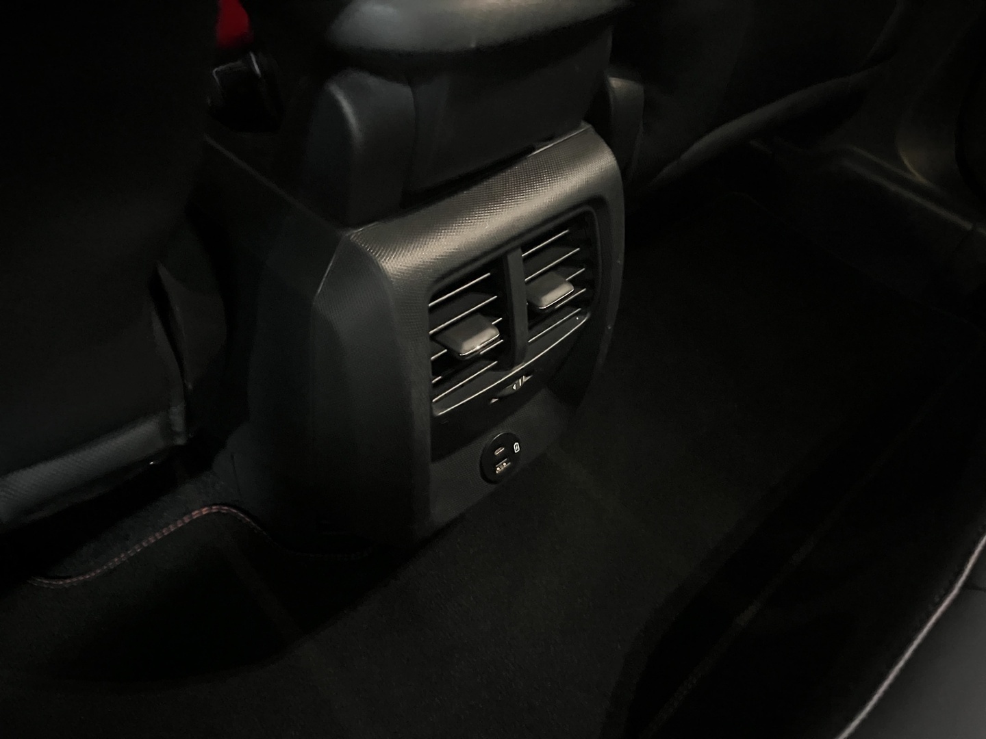 FORD Mustang Mach-E 2022