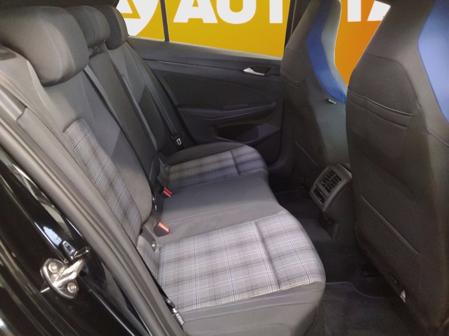 VOLKSWAGEN Golf 2026