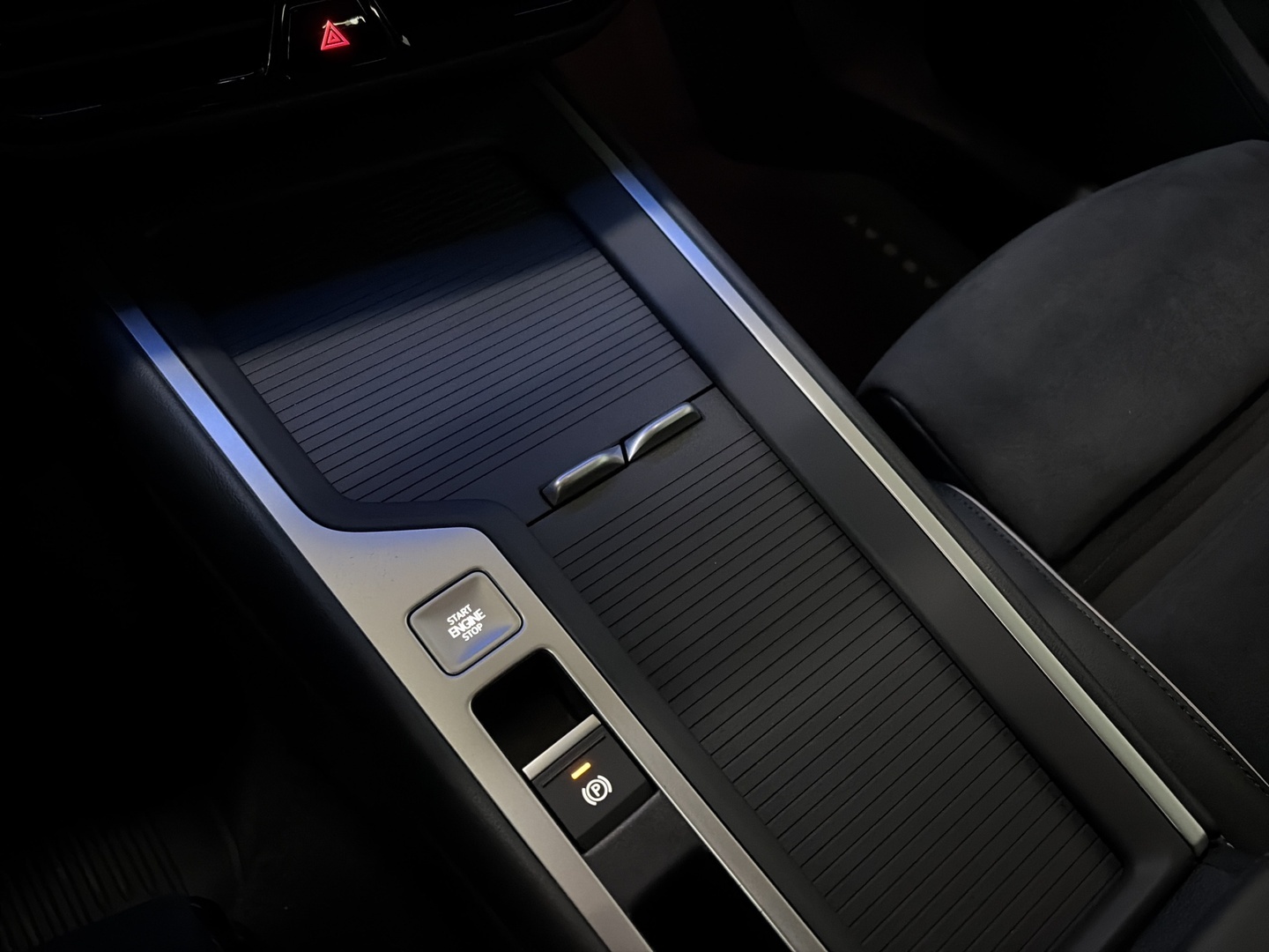 VOLKSWAGEN Passat 18