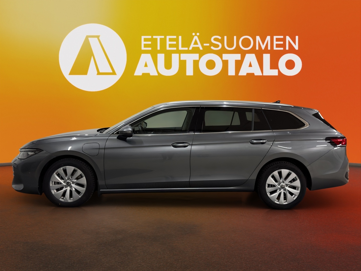 VOLKSWAGEN Passat 9