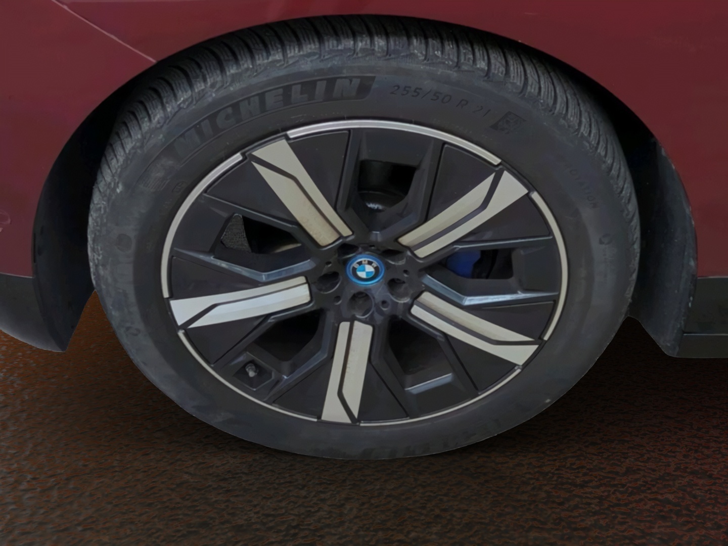 BMW iX 2023
