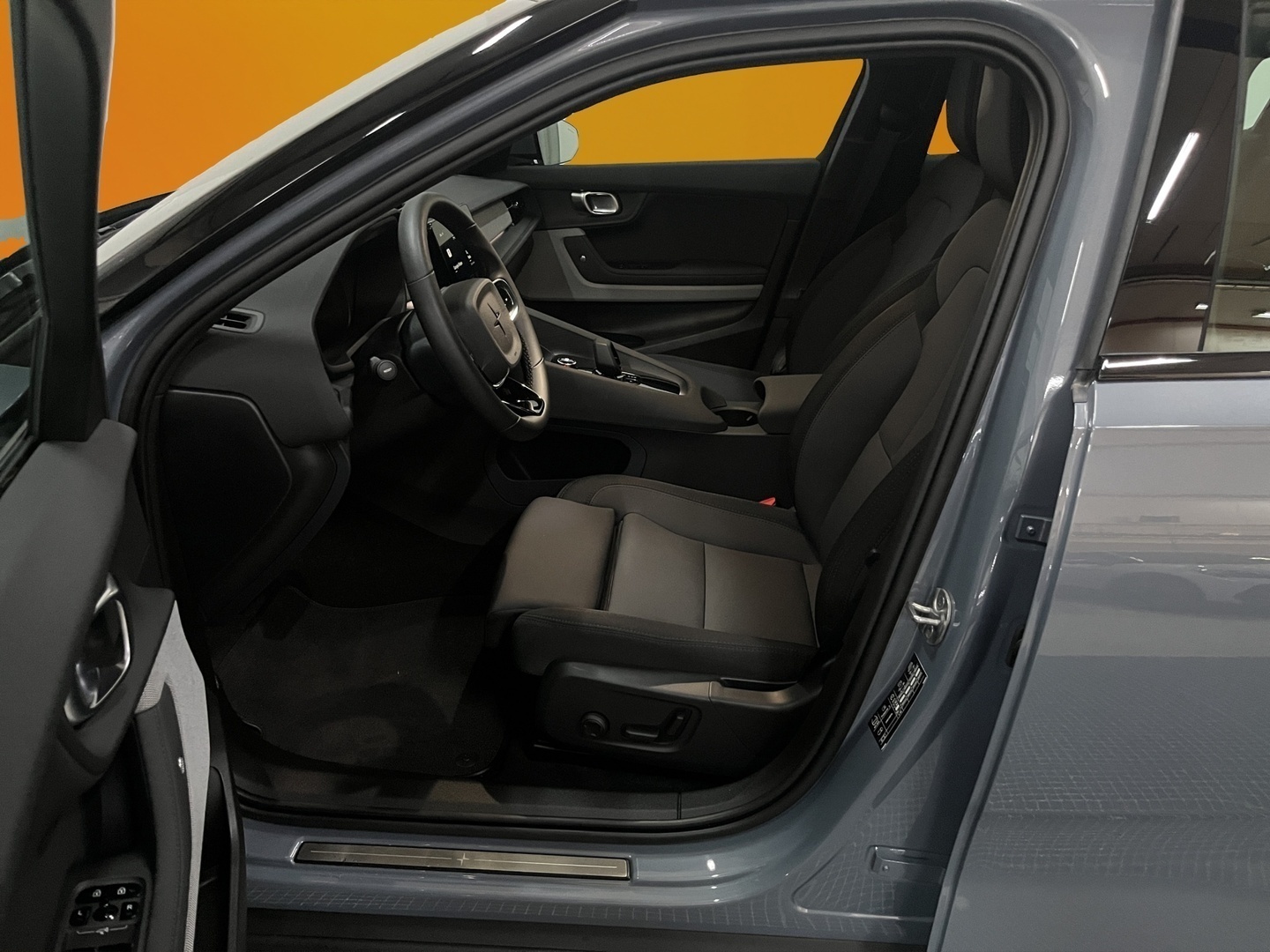 POLESTAR 2 3