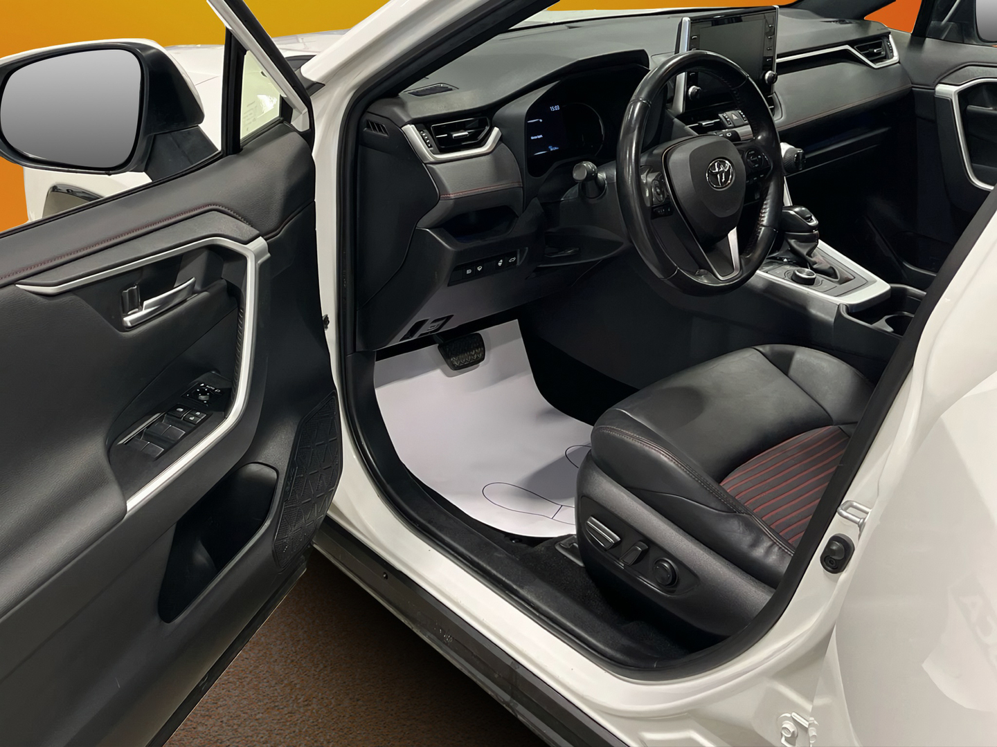 TOYOTA RAV4 Plug-in 2021