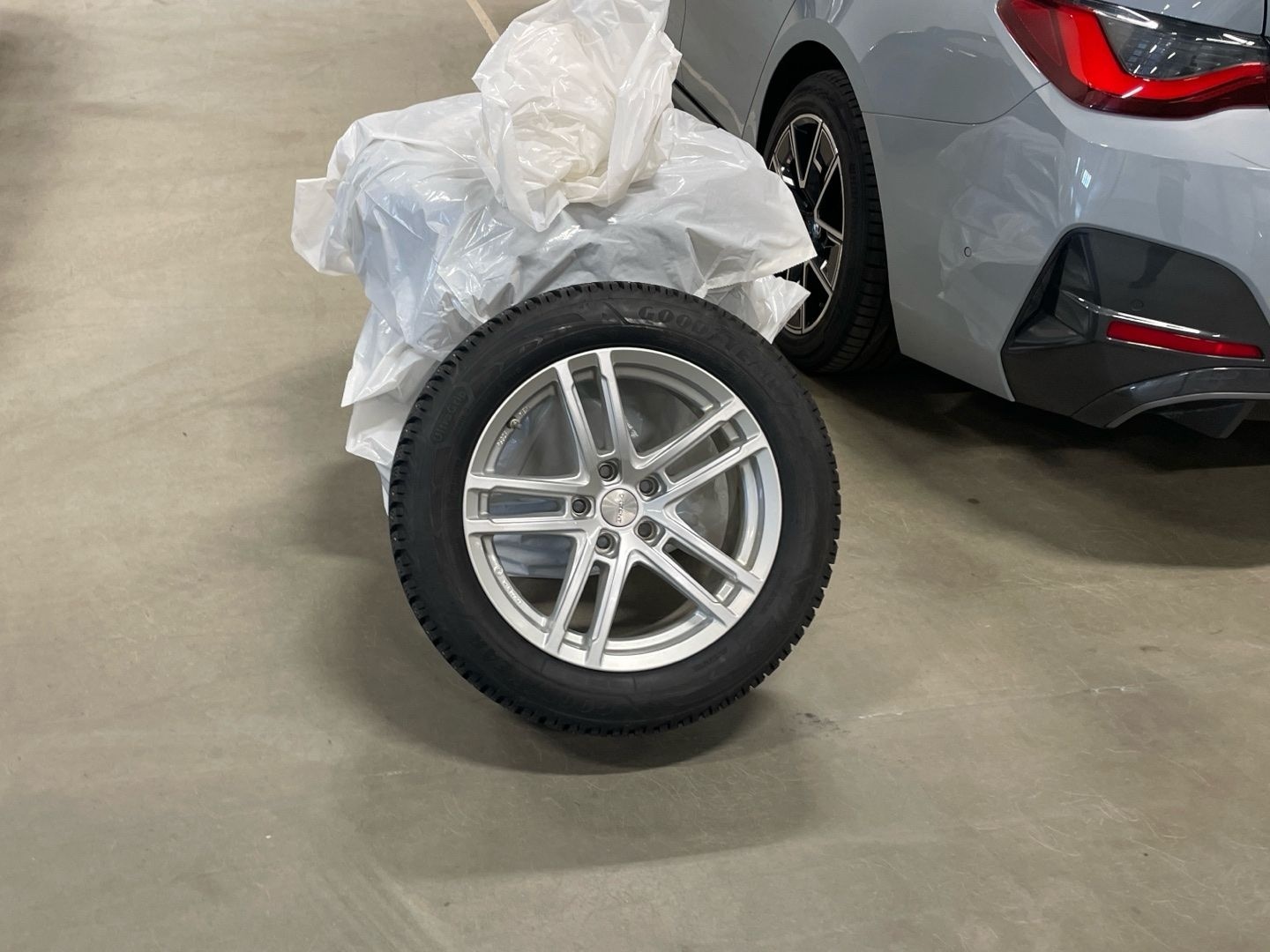 BMW i4 2024