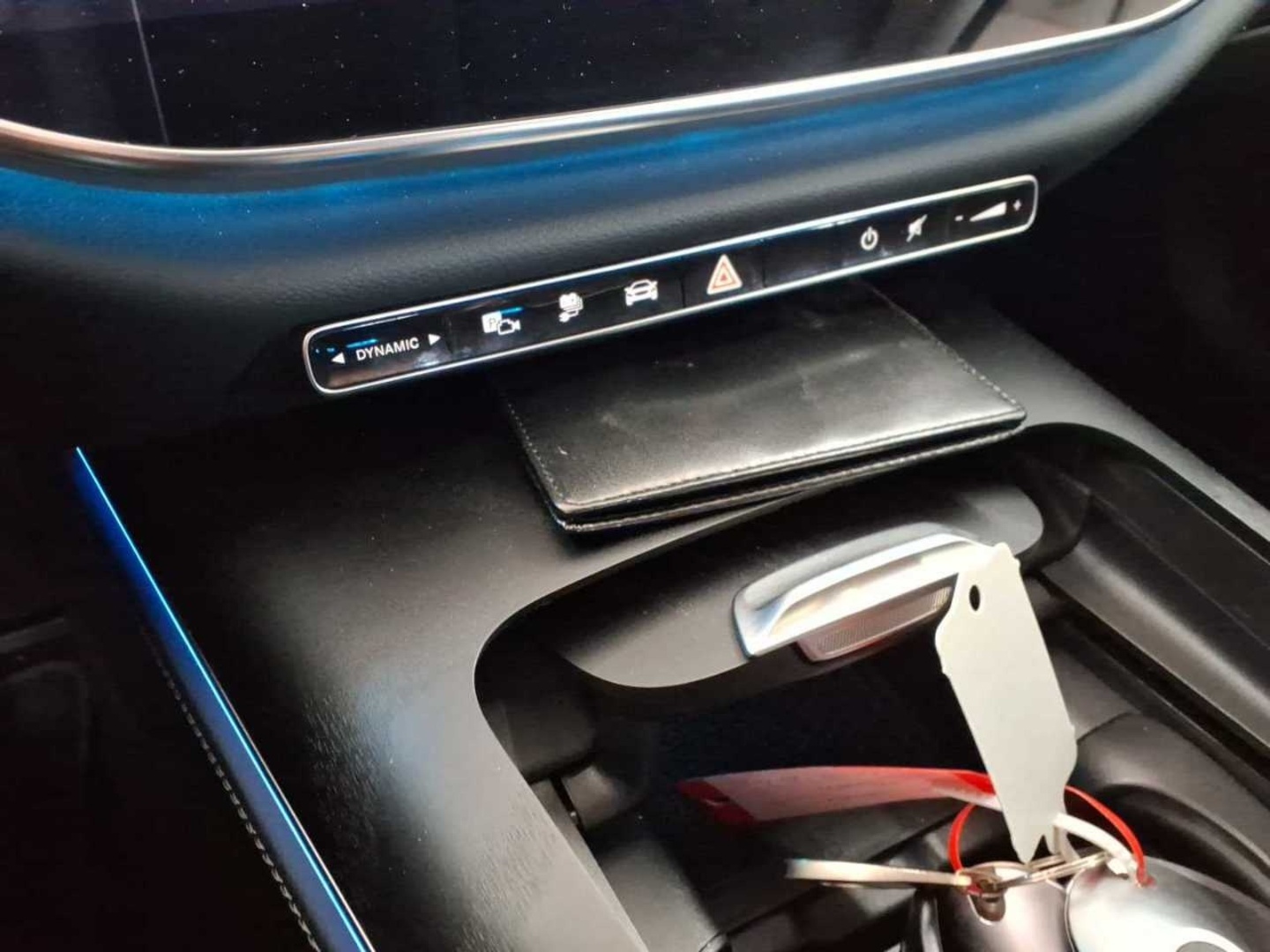 MERCEDES-BENZ E 2024