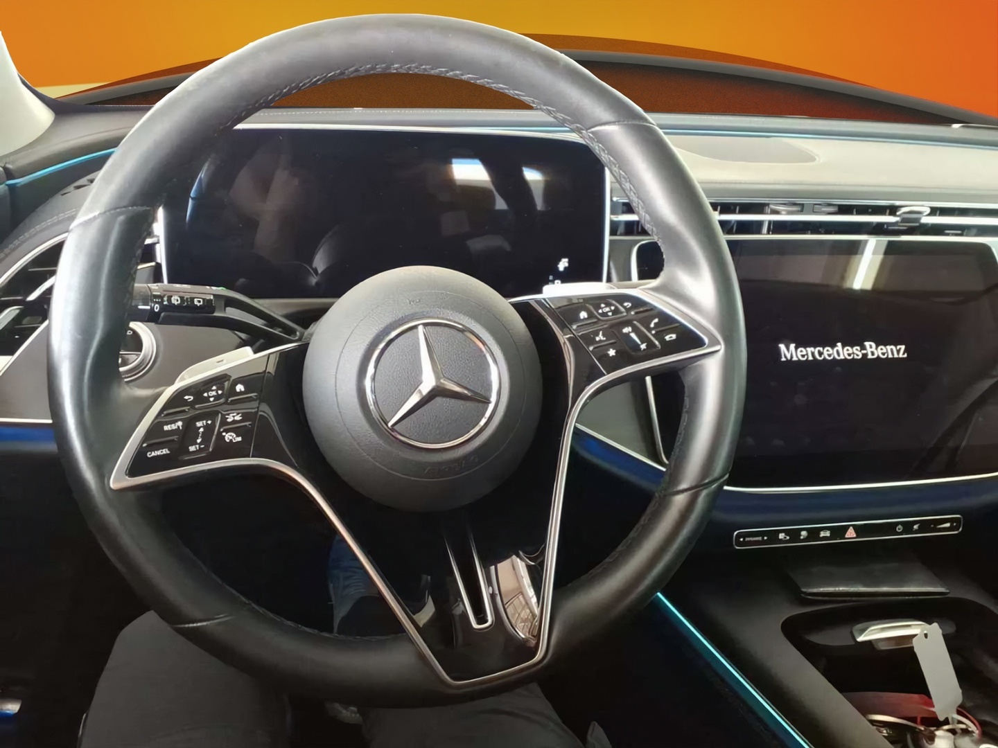 MERCEDES-BENZ E 2024