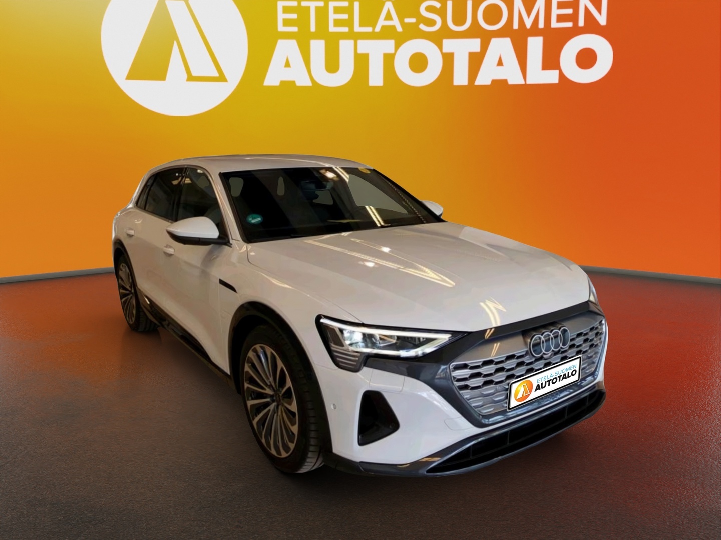 AUDI Q8 e-tron 2024
